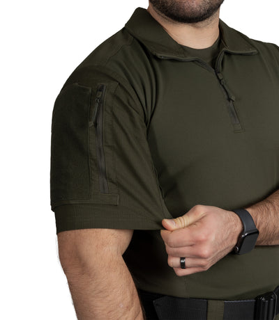 Fabric Pull of Defender Short Sleeve Shirt in OD Green