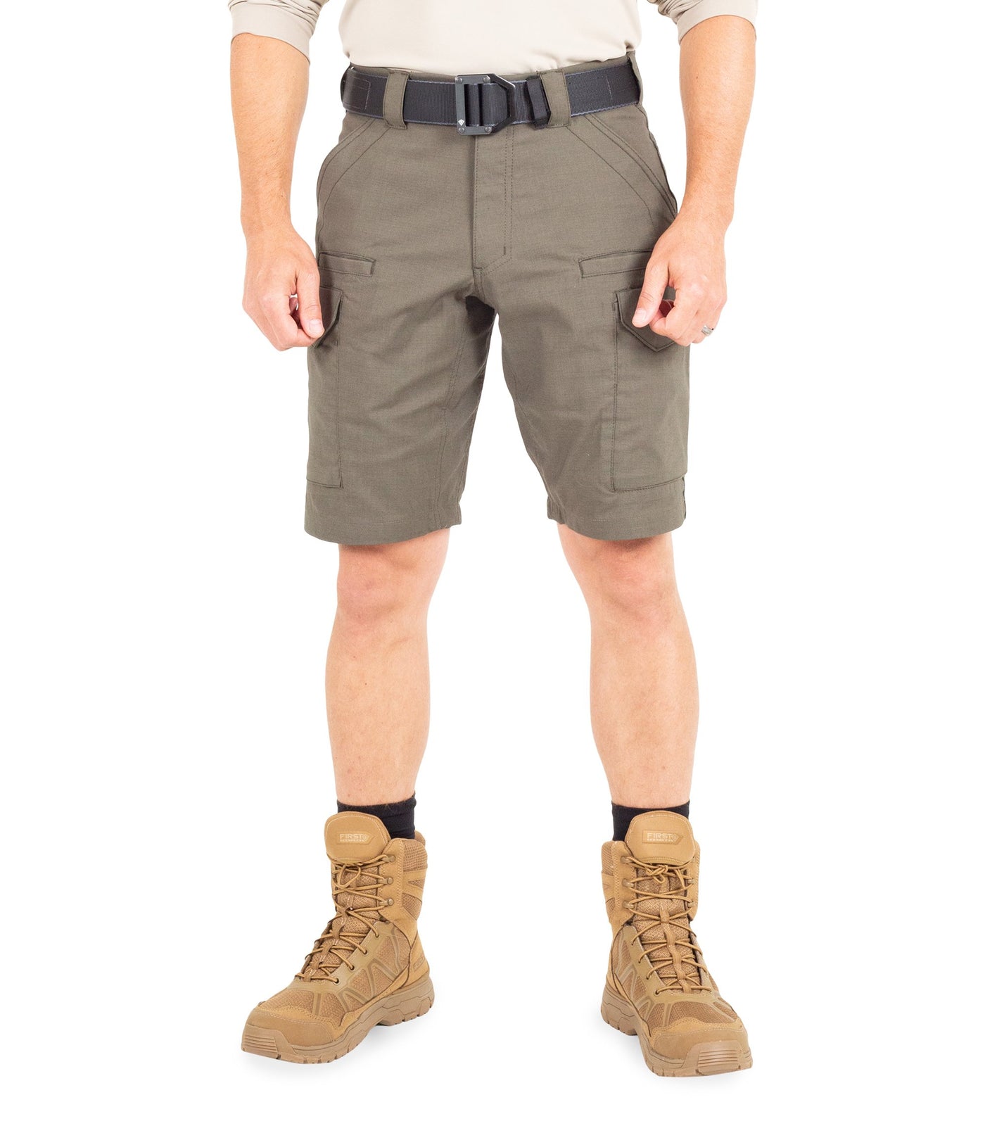 Front of Men's V2 Tactical Short in Ranger Green